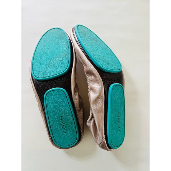 Tieks Rose Gold Ballet Flats Size 9 - Picture 3 of 6